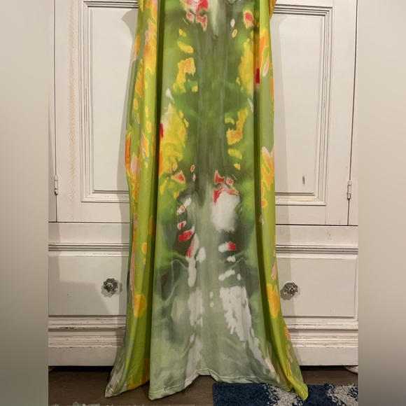 Beyond This Plane Maxi Dress (Size 4XL) (Lime Tie Dye) - Picture 2 of 7
